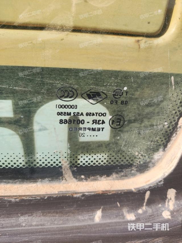 后窗玻璃角標(biāo)（駕駛室部分）