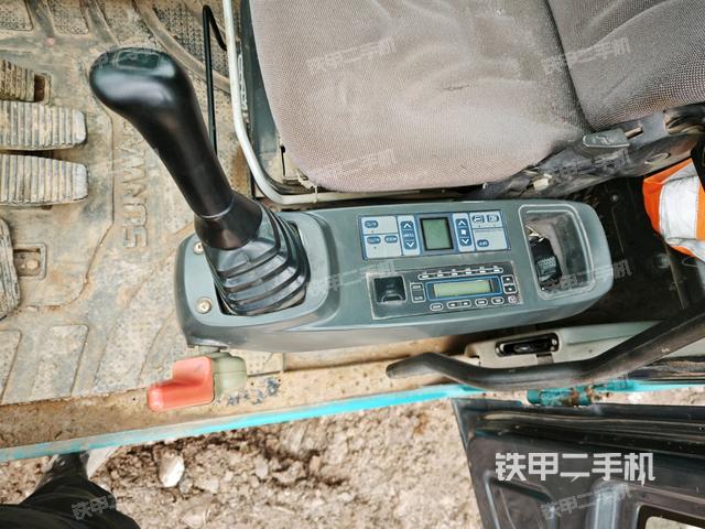 座椅左側(cè)控制臺(tái)/音響/含左手柄（駕駛室部分）