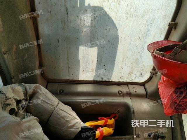 座椅后部（駕駛室部分）