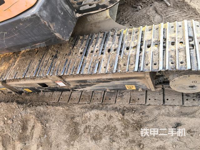 單側(cè)履帶整體（整機外觀）