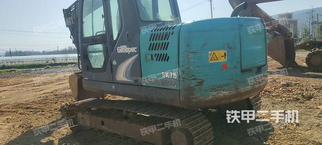 整机右后45°（整机外观）