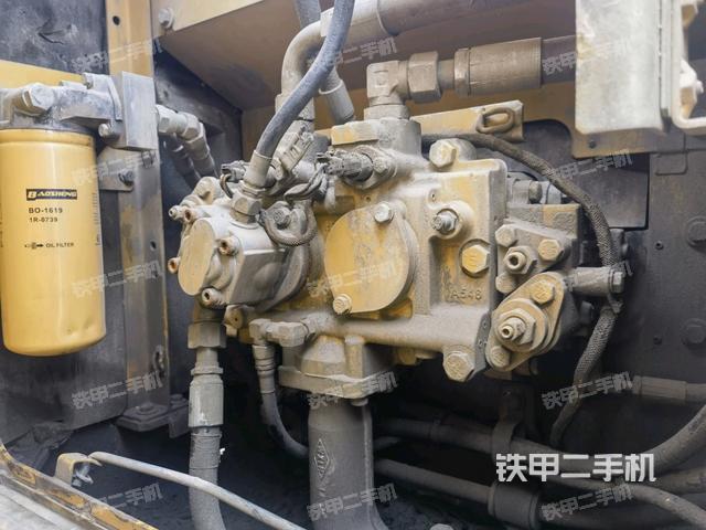 液壓泵斜45?左（大件艙室）