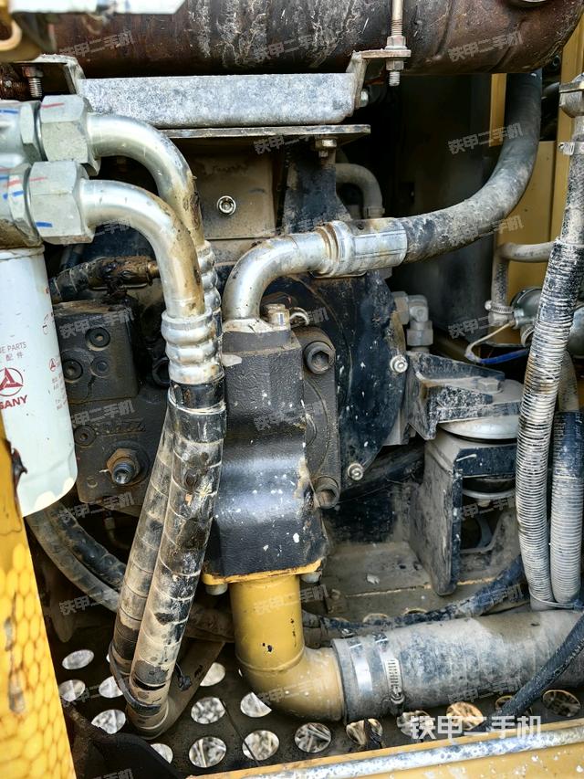 液壓泵室（大件艙室）