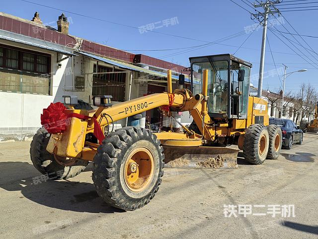 整机右侧（设备外观及核心部件）