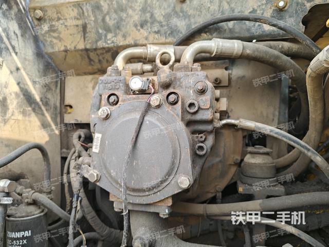 液壓泵斜45?左（大件艙室）