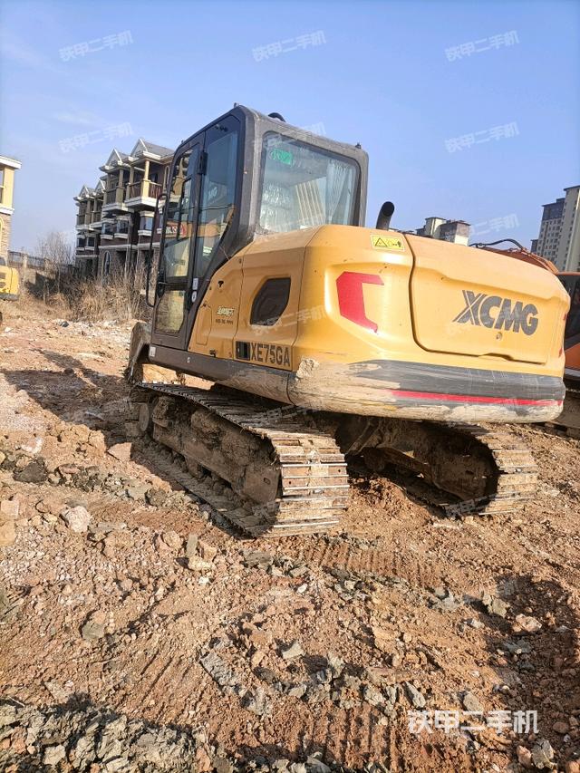 左后45（整機外觀）