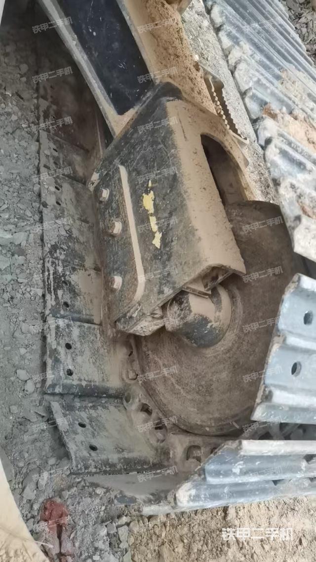 左驅(qū)動輪(行走機(jī)構(gòu)) 左驅(qū)動輪(行走機(jī)構(gòu))