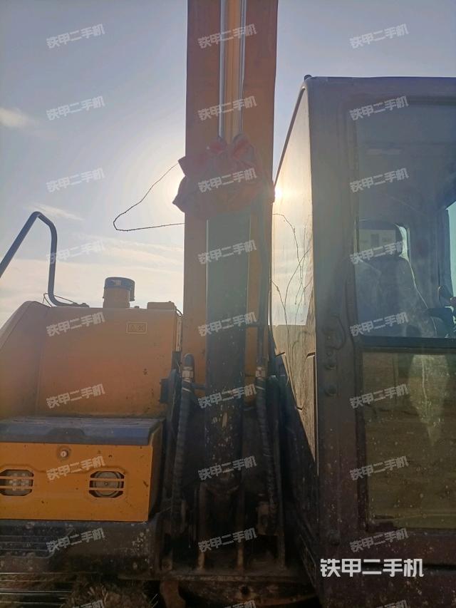 大臂根部?斜（工作和回轉裝置）