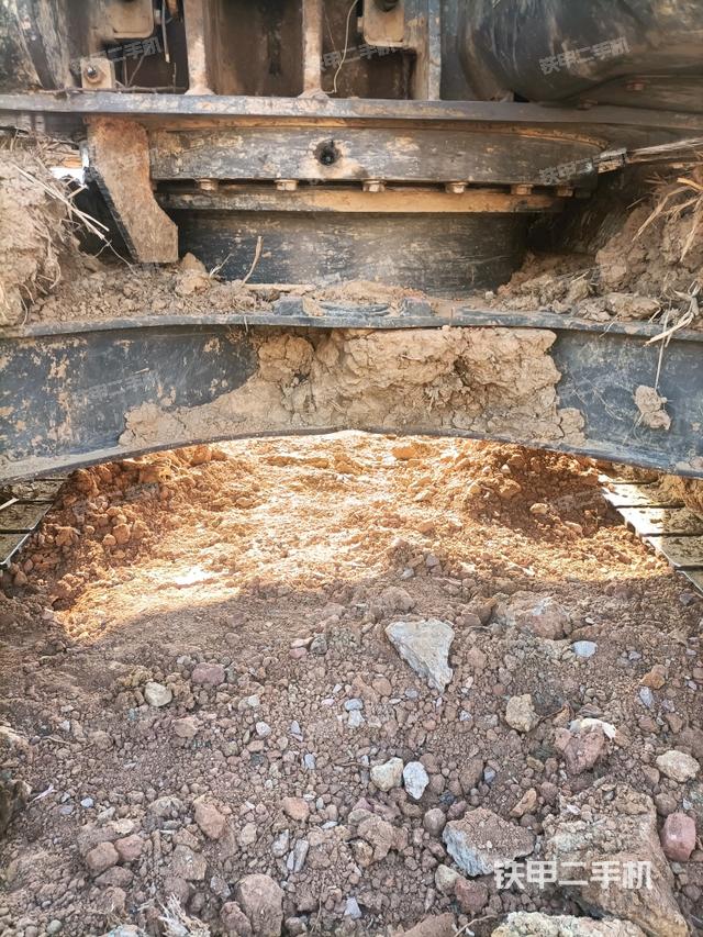 轉盤和下車架正前（工作和回轉裝置）