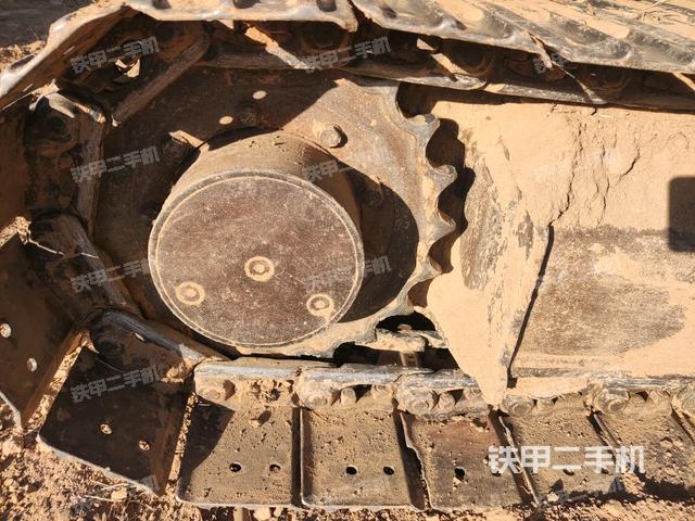 左驅(qū)動(dòng)輪（行走機(jī)構(gòu)）