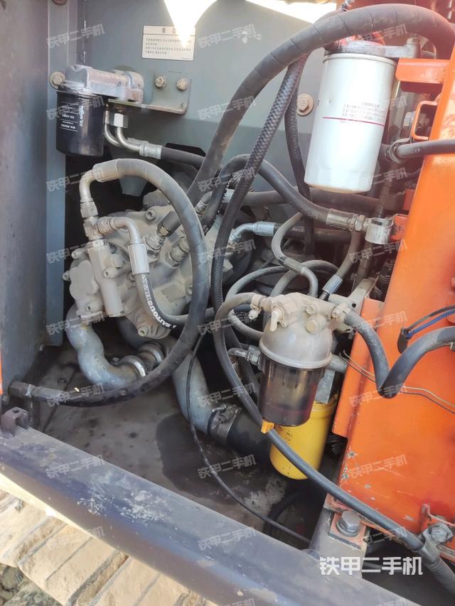 液壓泵室（大件艙室）