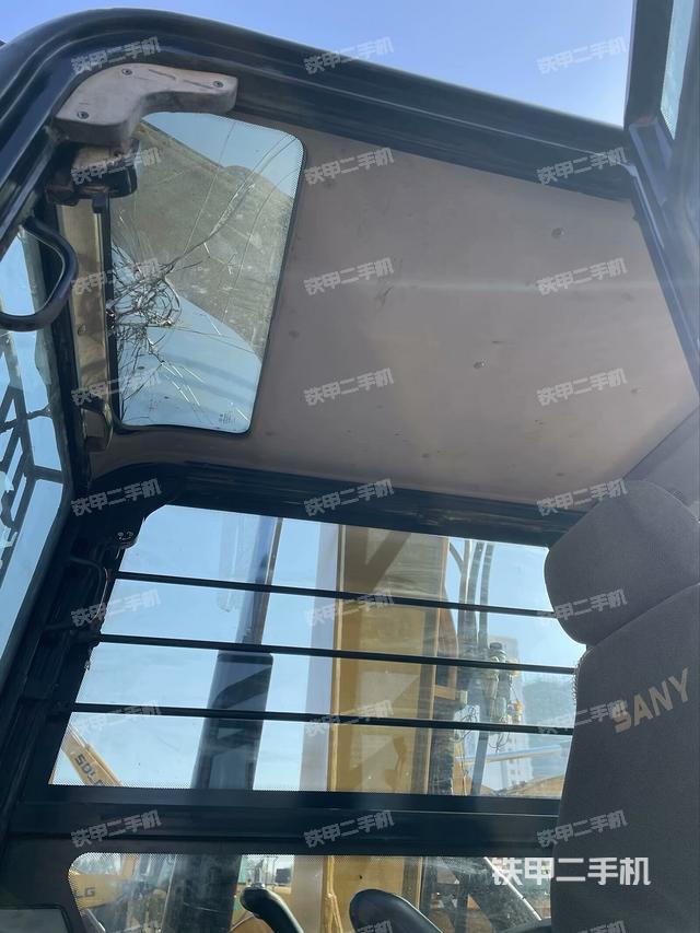 顯示屏?(駕駛室部分) 顯示屏?(駕駛室部分)