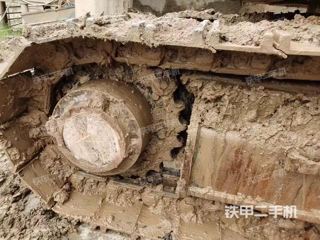 单侧履带整体（整机外观）