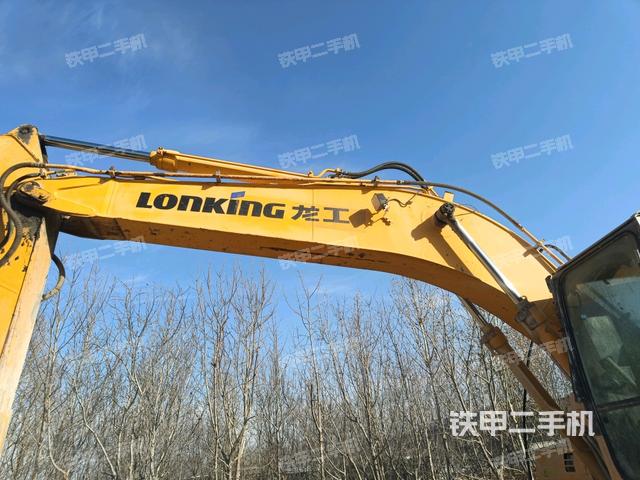 大臂背部俯視(工作和回轉(zhuǎn)裝置) 大臂背部俯視(工作和回轉(zhuǎn)裝置)