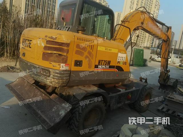 整機(jī)右后45°(整機(jī)外觀) 整機(jī)右后45°(整機(jī)外觀)