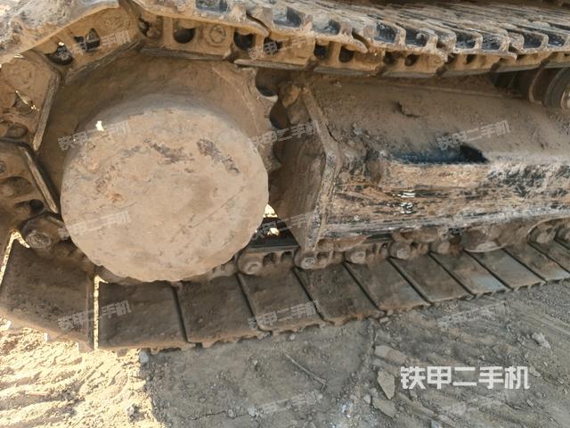左側(cè)行走馬達(dá)蓋板(行走機(jī)構(gòu)) 左側(cè)行走馬達(dá)蓋板(行走機(jī)構(gòu))