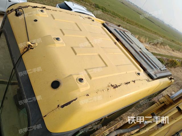 駕駛室頂部俯視（上車部件）