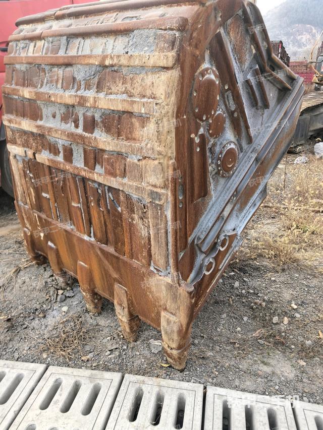 鏟斗45度（工作和回轉(zhuǎn)裝置）