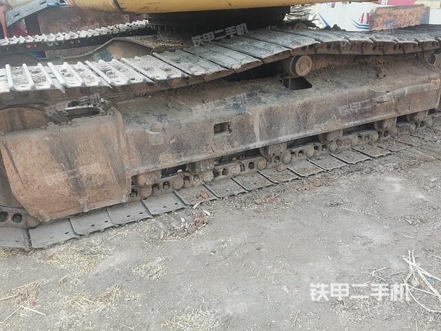 单侧履带整体（整机外观）