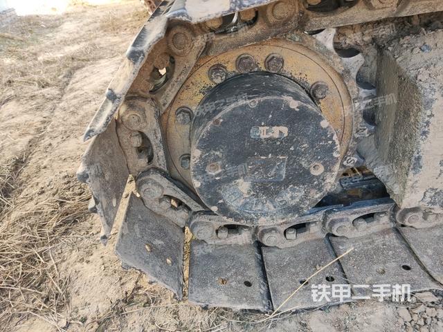 右驅(qū)動輪(行走機構(gòu)) 右驅(qū)動輪(行走機構(gòu))