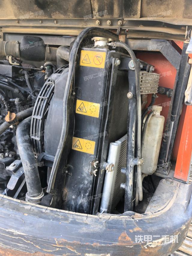 散熱器室(大件艙室) 散熱器室(大件艙室)