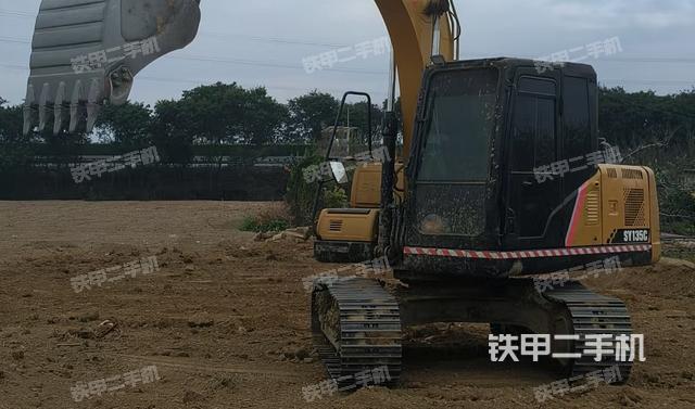 三一重工SY125C挖掘机的设备实拍-第8张实拍照片