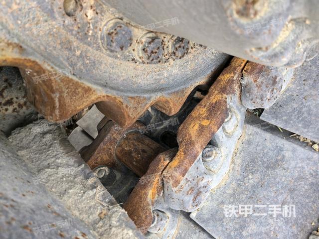 右側(cè)履帶整體（行走機(jī)構(gòu)）