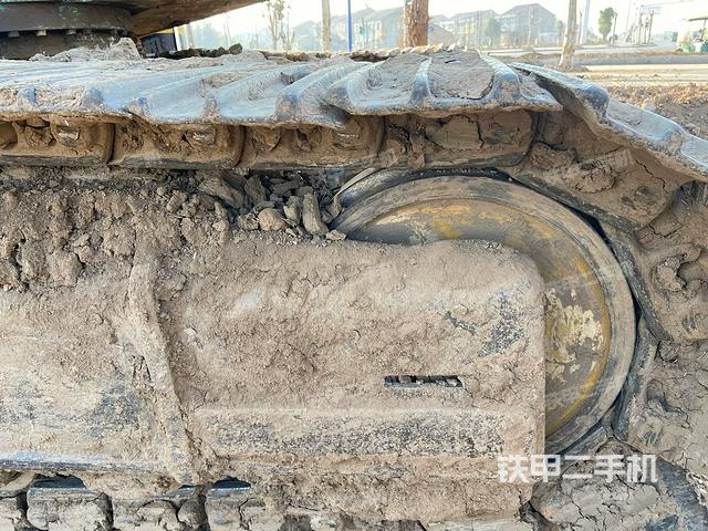 右導向輪(行走機構) 右導向輪(行走機構)