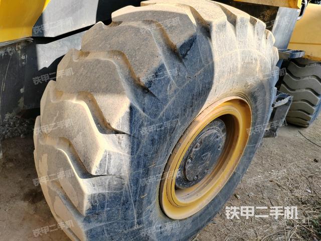 左前輪（行走機(jī)構(gòu)）