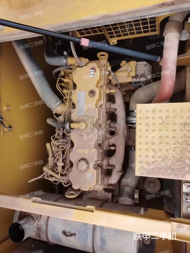 发动机整体俯视（整机外观）