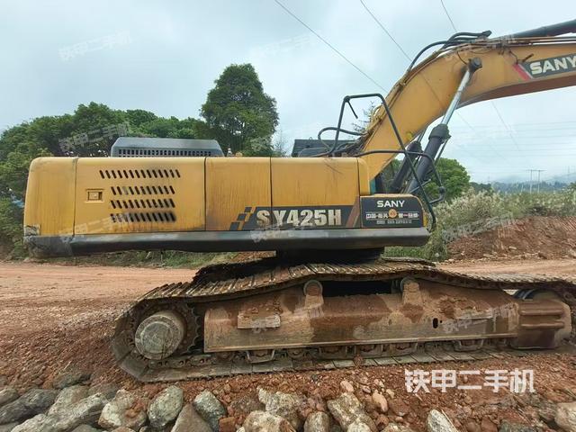 单侧履带整体（整机外观）