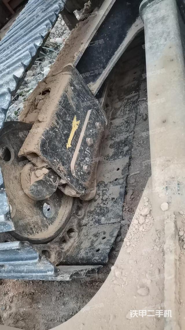 右驅(qū)動輪(行走機(jī)構(gòu)) 右驅(qū)動輪(行走機(jī)構(gòu))