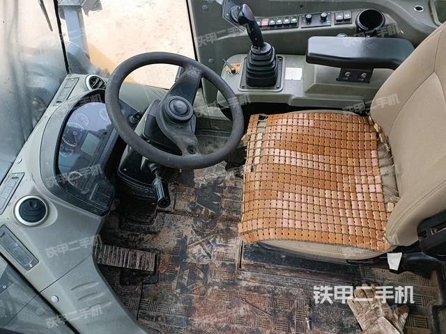 驾驶室工作台（整机外观及大件）