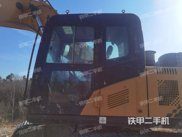 駕駛室左前45度(駕駛室部分) 駕駛室左前45度(駕駛室部分)