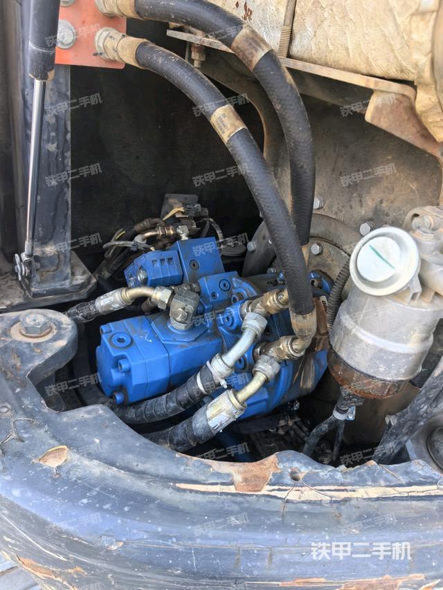 液壓泵室(大件艙室) 液壓泵室(大件艙室)