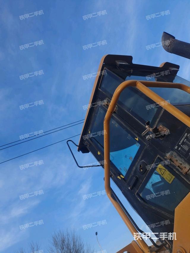 駕駛室頂部 外（駕駛室部分）