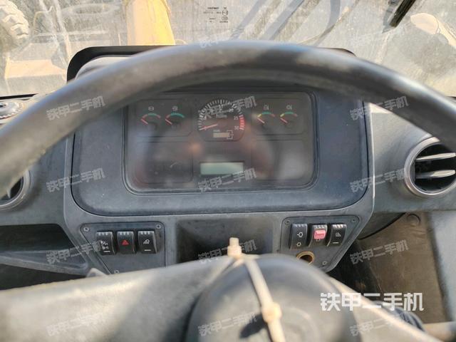 操作桿  檔位（駕駛室部分）