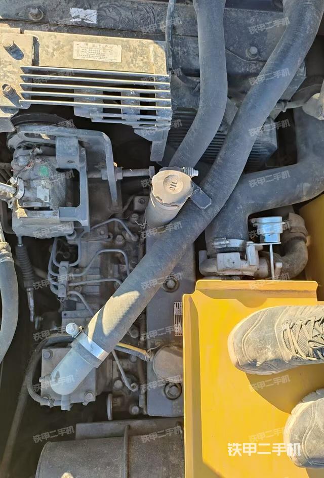 發(fā)動機(jī)整體俯視（整機(jī)外觀）