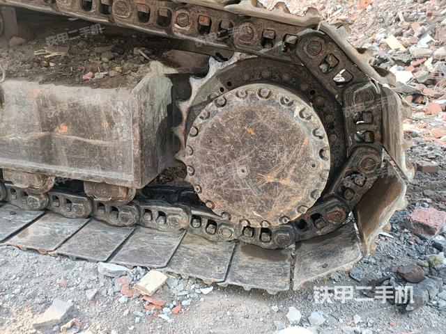 右導向輪(行走機構(gòu)) 右導向輪(行走機構(gòu))