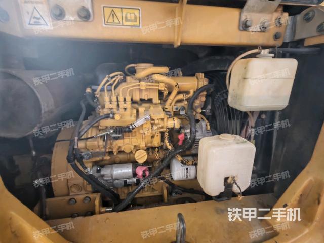 發(fā)動機整體俯視（整機外觀）