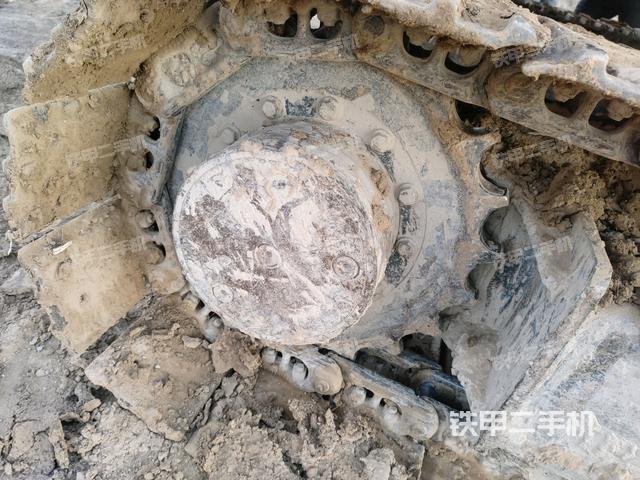 左驅(qū)動輪(行走機(jī)構(gòu)) 左驅(qū)動輪(行走機(jī)構(gòu))