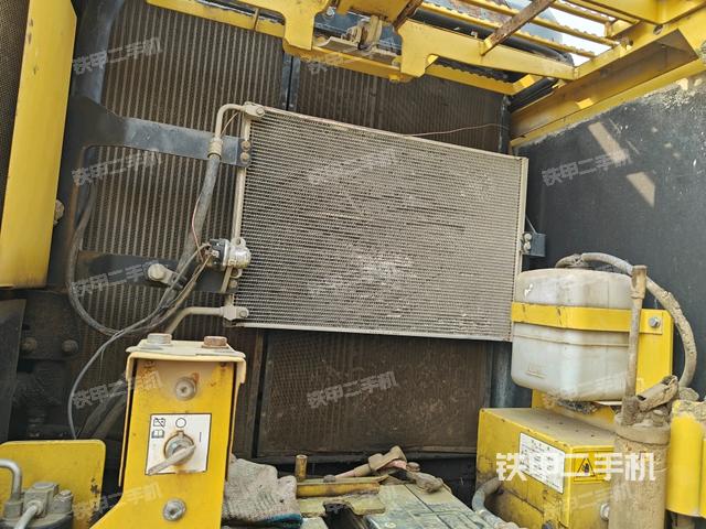 散熱器正面（大件艙室）