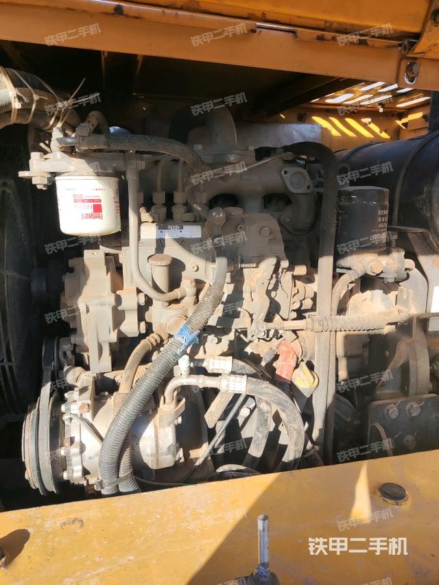 發(fā)動機室(上車部件) 發(fā)動機室(上車部件)