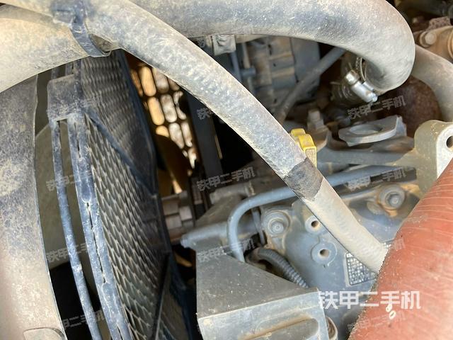 水箱+風(fēng)扇特寫(上車部件) 水箱+風(fēng)扇特寫(上車部件)