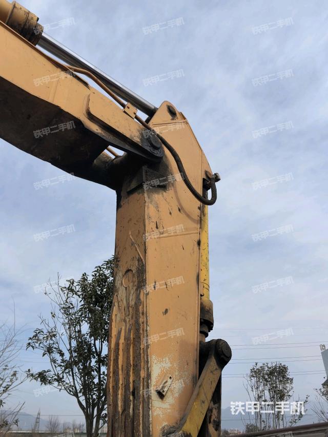 小臂整體右前（工作和回轉(zhuǎn)裝置）