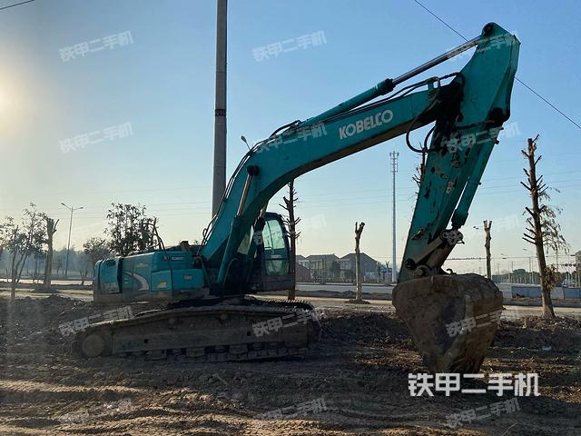右前45(整機外觀) 右前45(整機外觀)