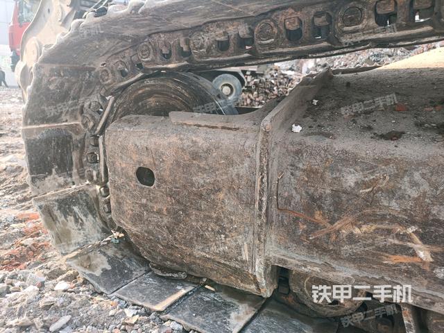 左托鏈輪和鏈筋(行走機構(gòu)) 左托鏈輪和鏈筋(行走機構(gòu))