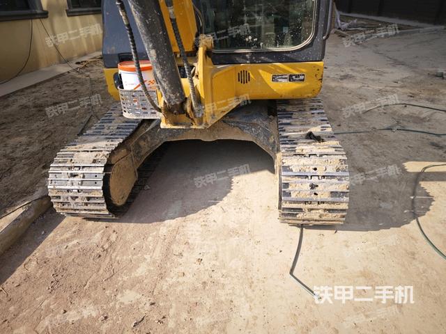 轉盤和下車架正前（工作和回轉裝置）