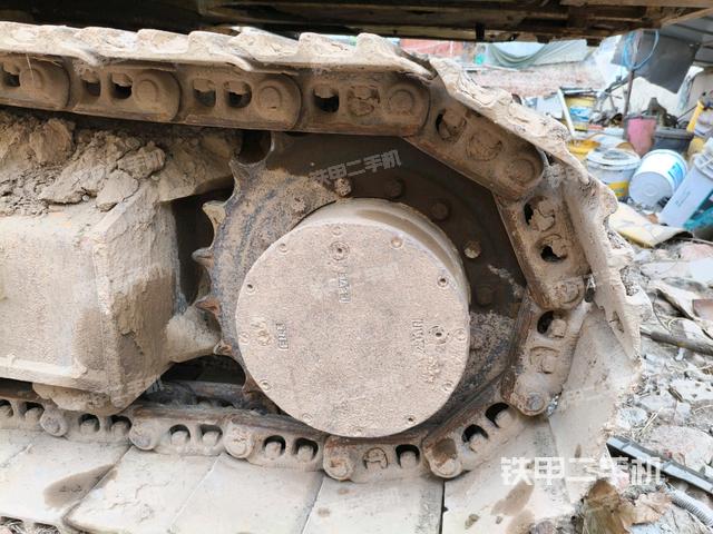 右驅(qū)動(dòng)輪（行走機(jī)構(gòu)）