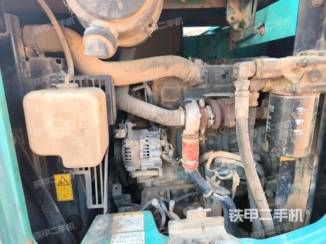 發(fā)動機(jī)室（上車部件）